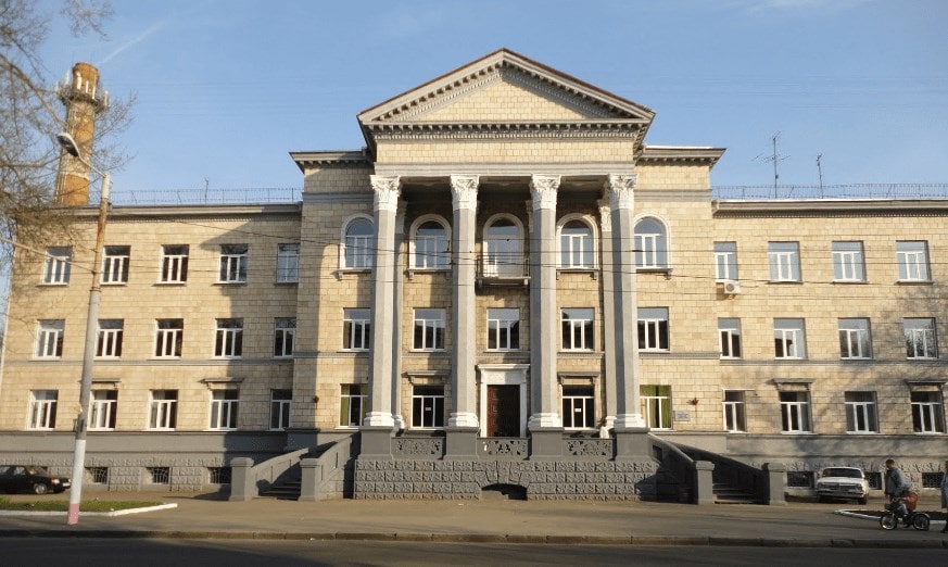 Житомирський кооперативний фаховий коледж бізнесу і права: спеціальності, вступ і контакти 2026